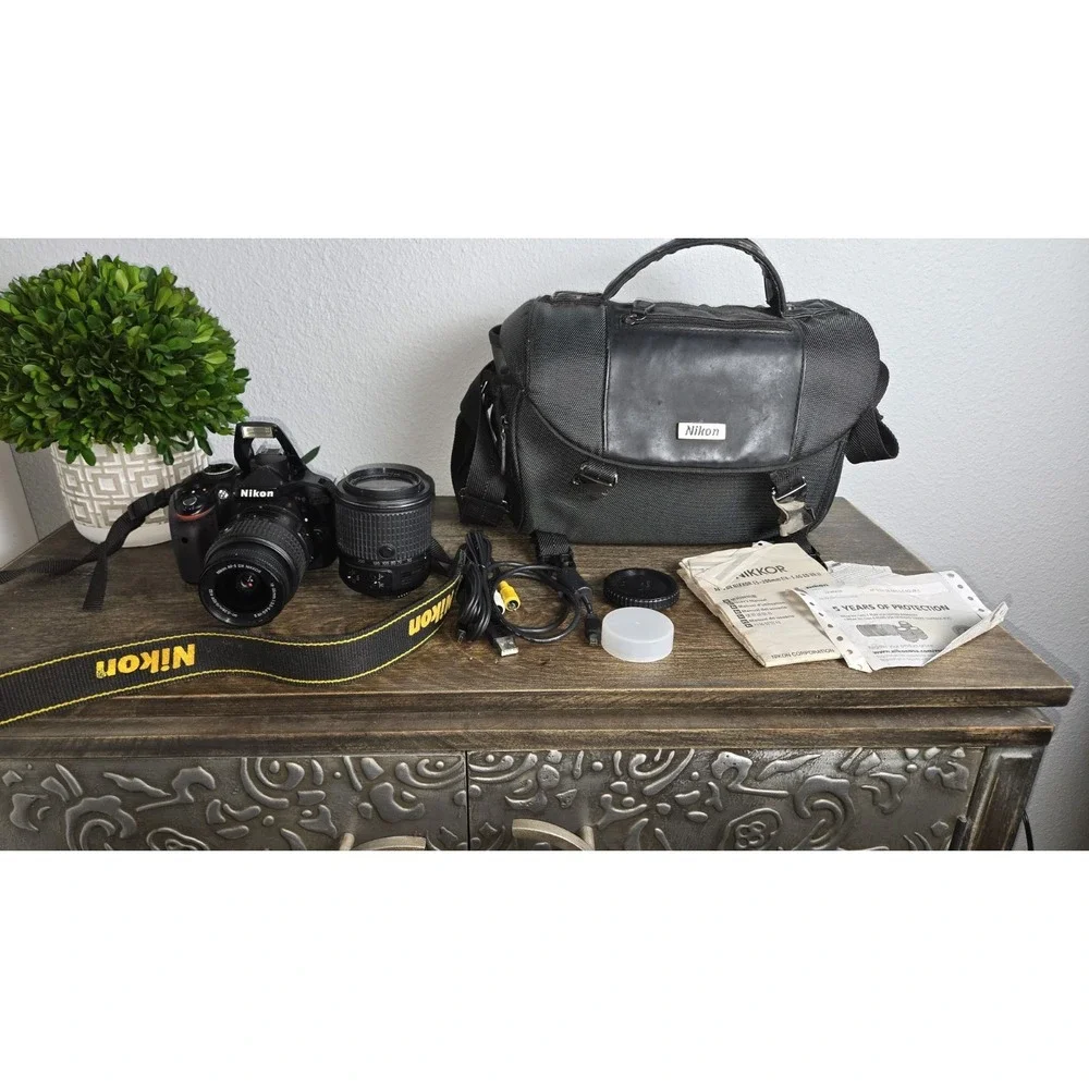 Nikon D3300 DSLR Camera Kit 18-55mm VR II 55-200mm VR II 2 Batteries Charger Bag
